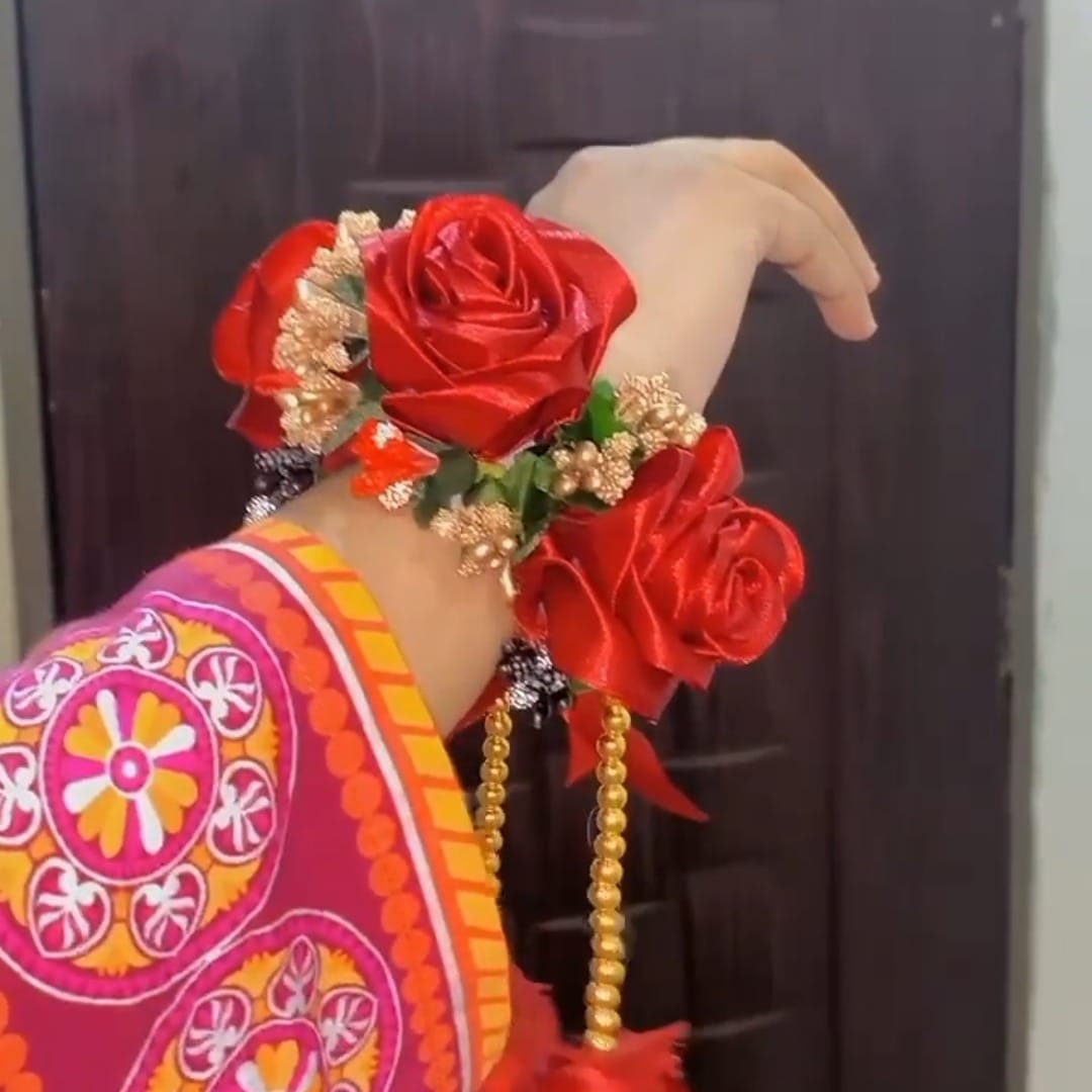 Handmade multicolor wrist gajra for weddings and events